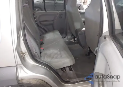 2006 Jeep Liberty Sport from USA, damaged, VIN 1J4GL48K66W154473